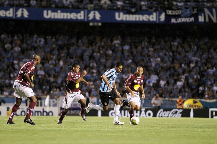 Vélez Sársfield vs Sarmiento: A Battle on the Football Field