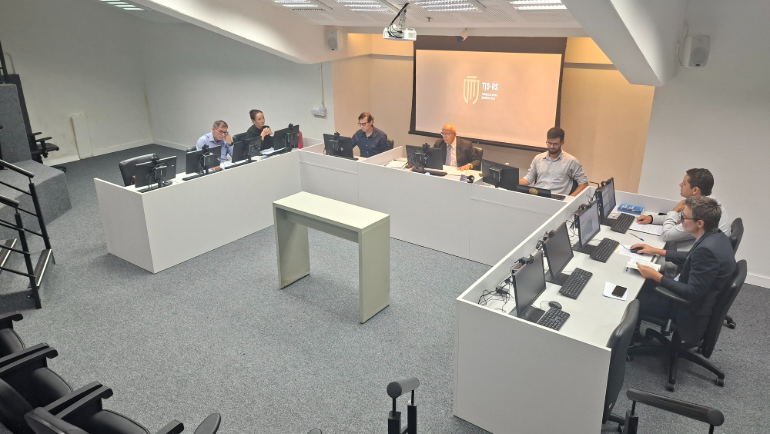 Ao vivo: acompanhe a sessão de julgamentos de 08 de abril